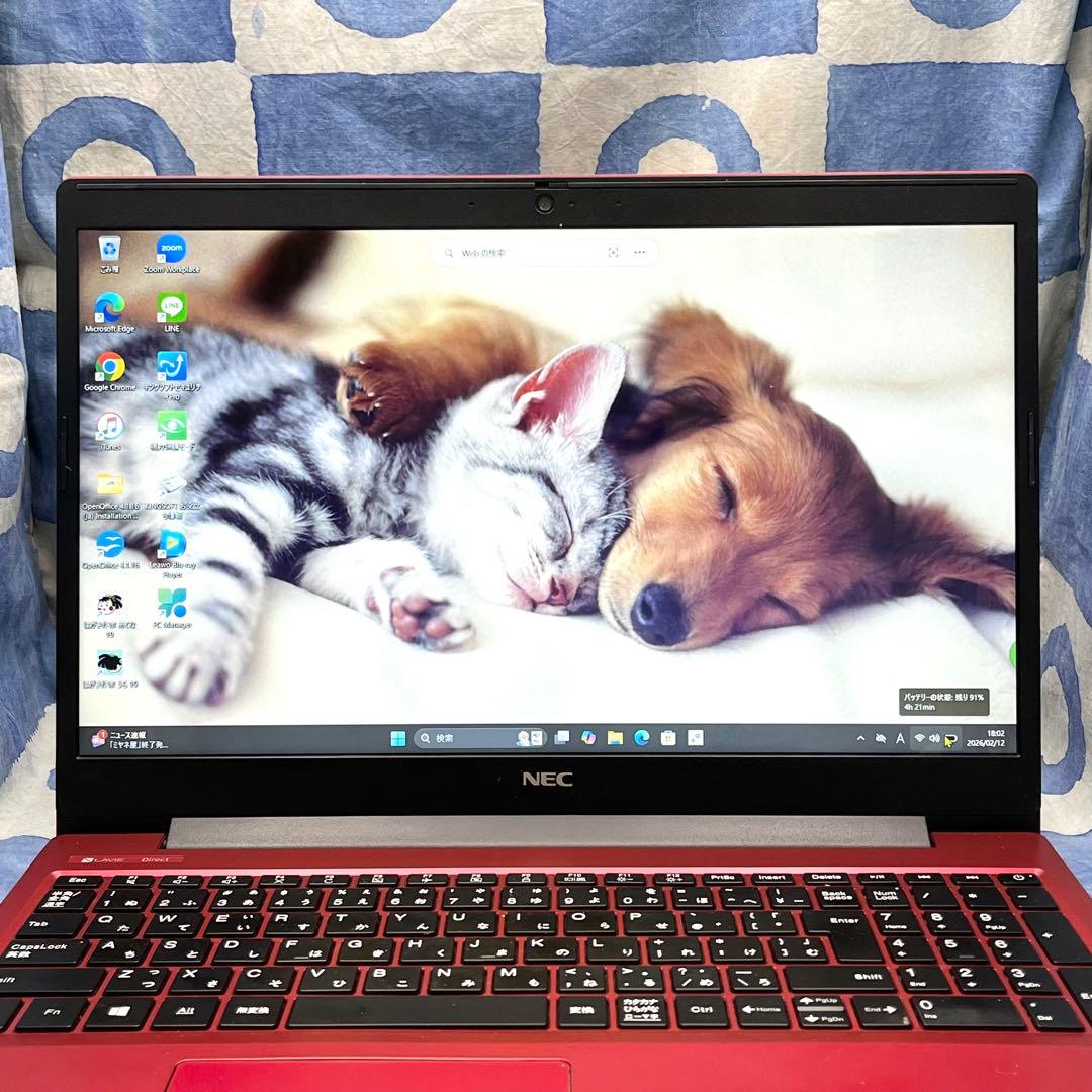 第8世代！快速SSD256GB☆貴重赤ノートPC♪ブルーレイ&カメラ！Win11