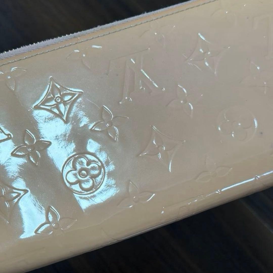 ルイヴィトン　ラウンド 長財布 ヴェルニ　ローズ　ピンク