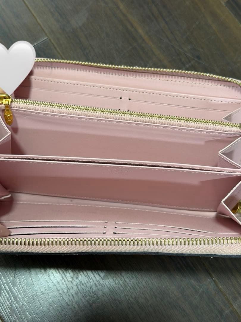 ルイヴィトン　ラウンド 長財布 ヴェルニ　ローズ　ピンク