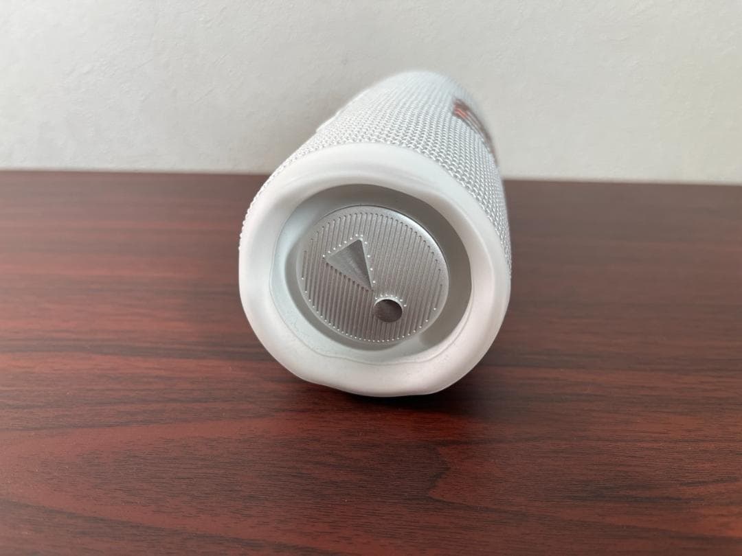 【美品】JBL FLIP6 ワイヤレススピーカー ホワイト