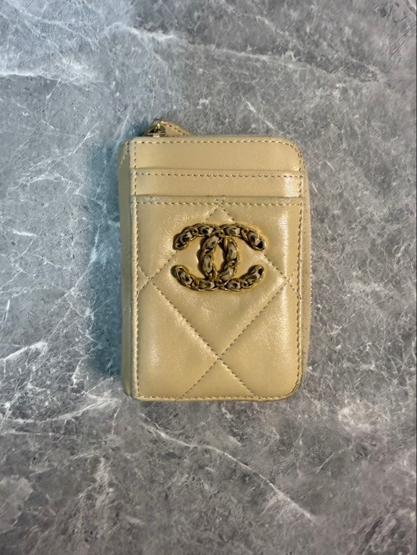 CHANEL ベージュ マトラッセ　 財布　カードケース　ケース