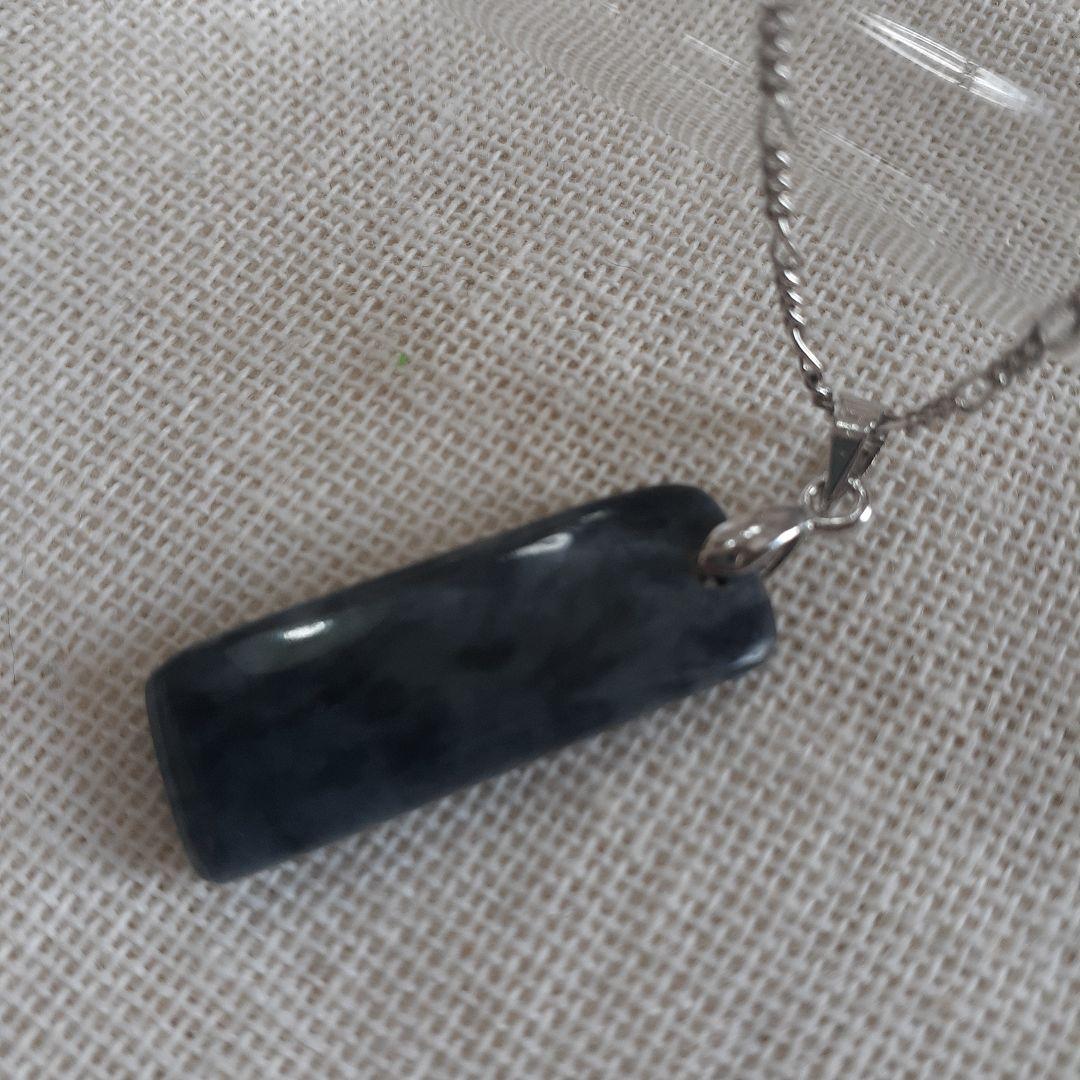 糸魚川翡翠ネックレス(はち)