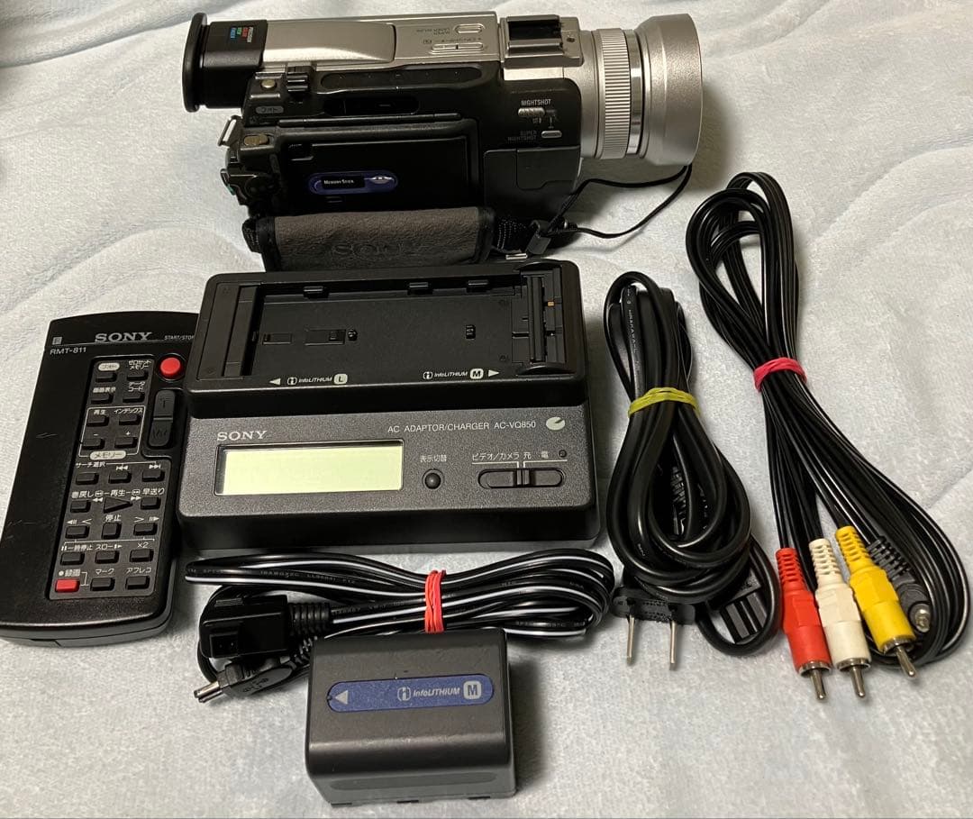 ソニー ビデオカメラDCR-TRV20ミニDVテープ仕様 画面劣化機ですが作動機