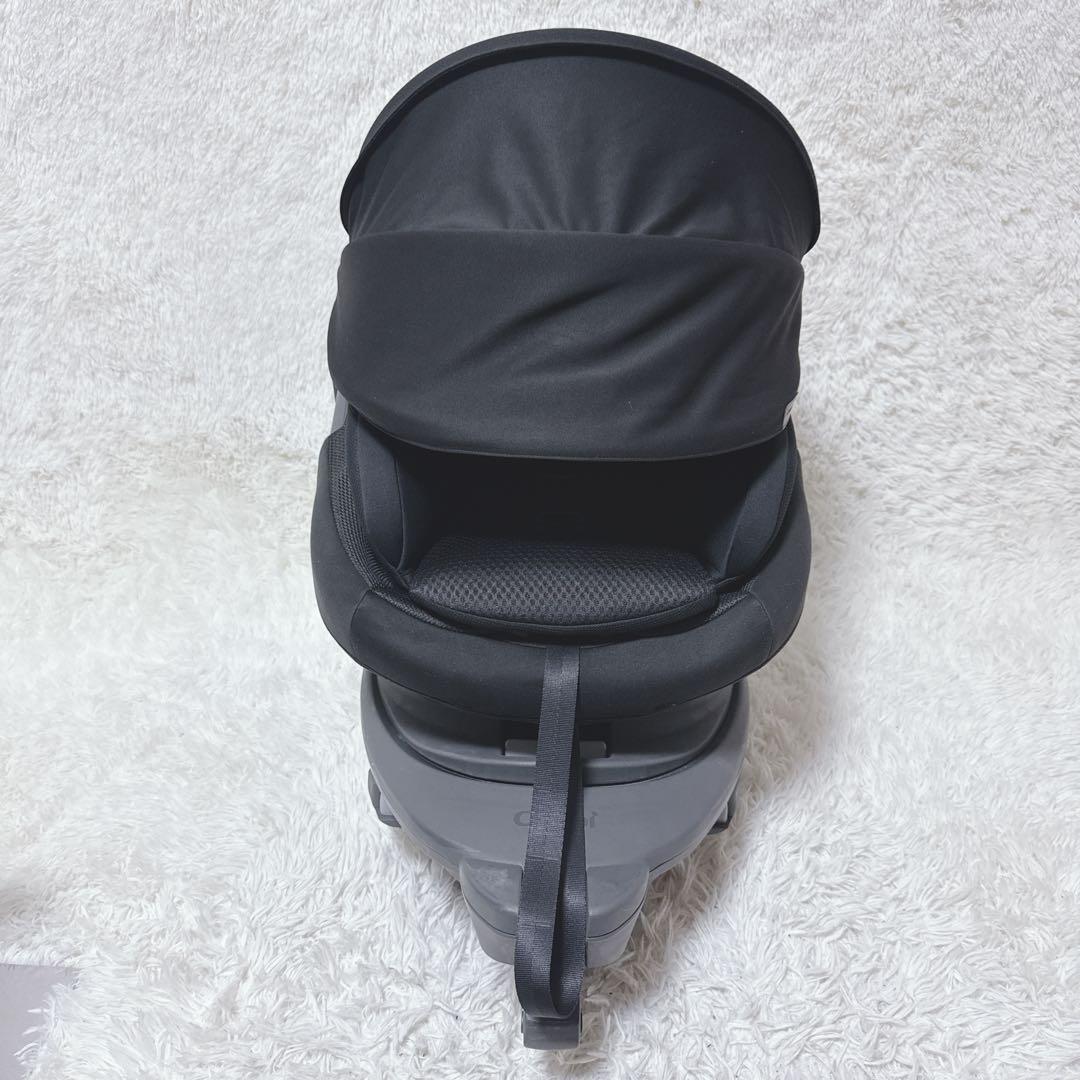 美品　Combi THE S plus ISOFIX エッグショックZB-750