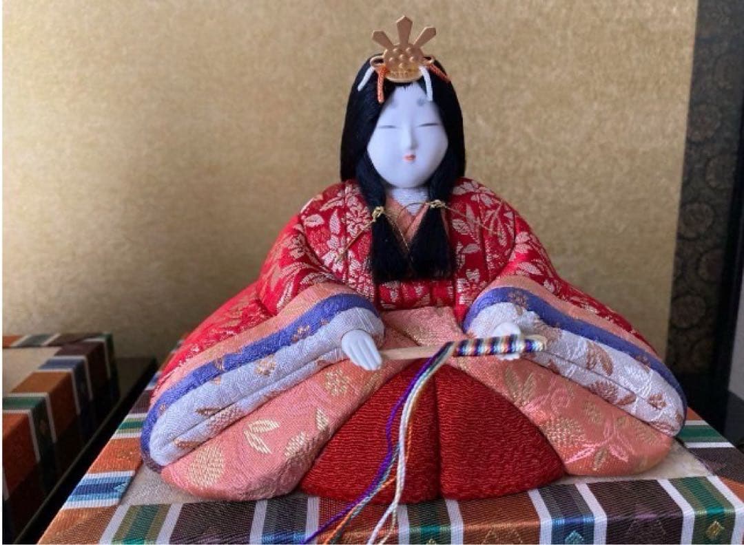 雛人形 (親王飾り)木目込み　一秀作　ケース入り