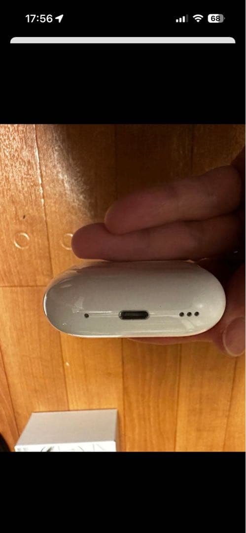 AirPods Pro第2世代　充電ケース付き、Lightningタイプ