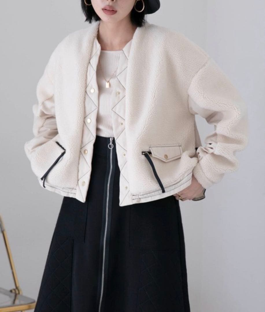 Eimee Lawバックフリルショートボアブルゾン アイボリー