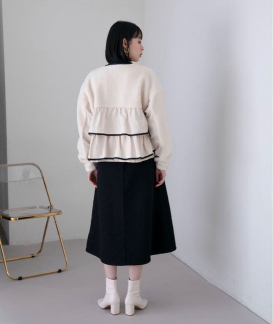 Eimee Lawバックフリルショートボアブルゾン アイボリー