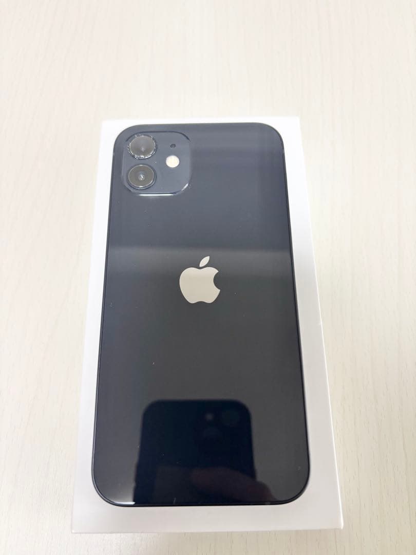 津*田様 Apple IPhone 12 Black 64GB SIMフリー 外