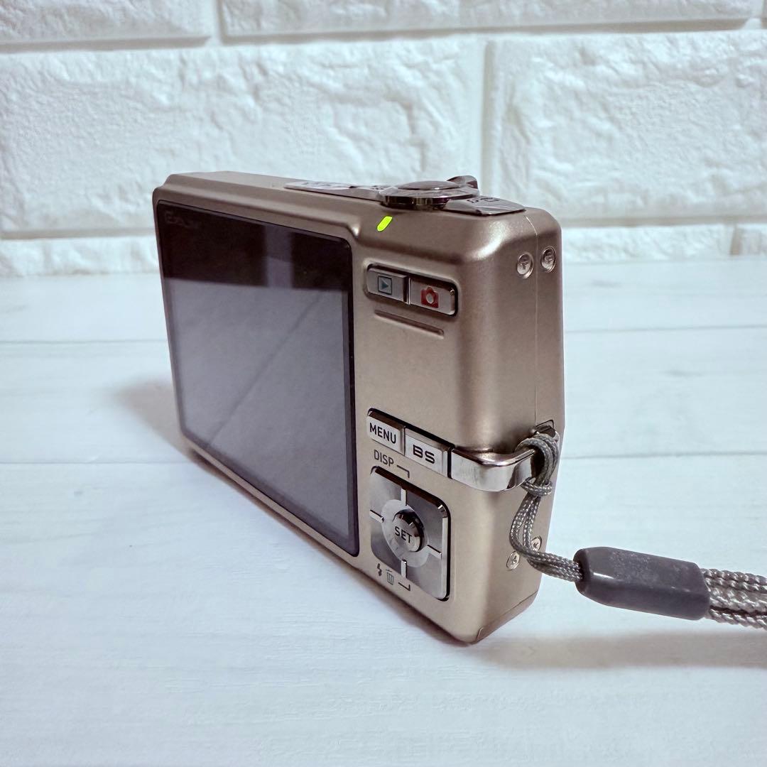 美品　CASIO EXILIM EX-Z600 カシオ　ゴールド　SDカード付き