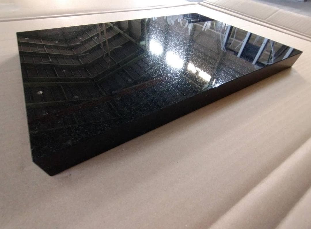 ●天然黒御影石 オーディオボード●450×300×20●5面磨き　送料無料