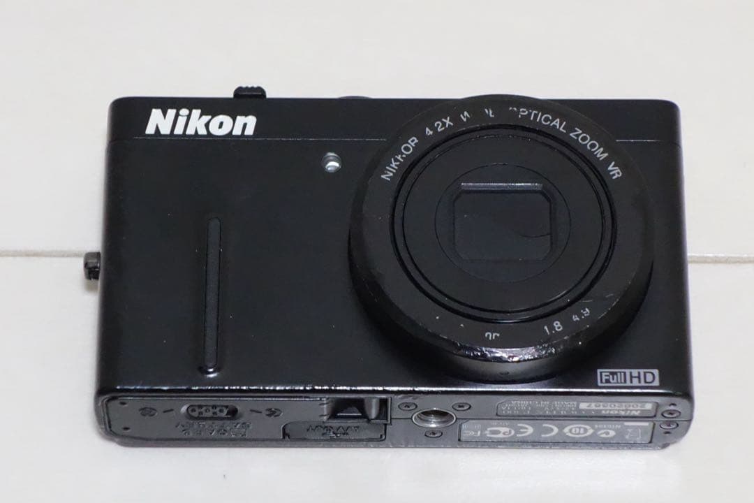 動作しました 高級 オールドコンデジ COOLPIX P300 Nikon