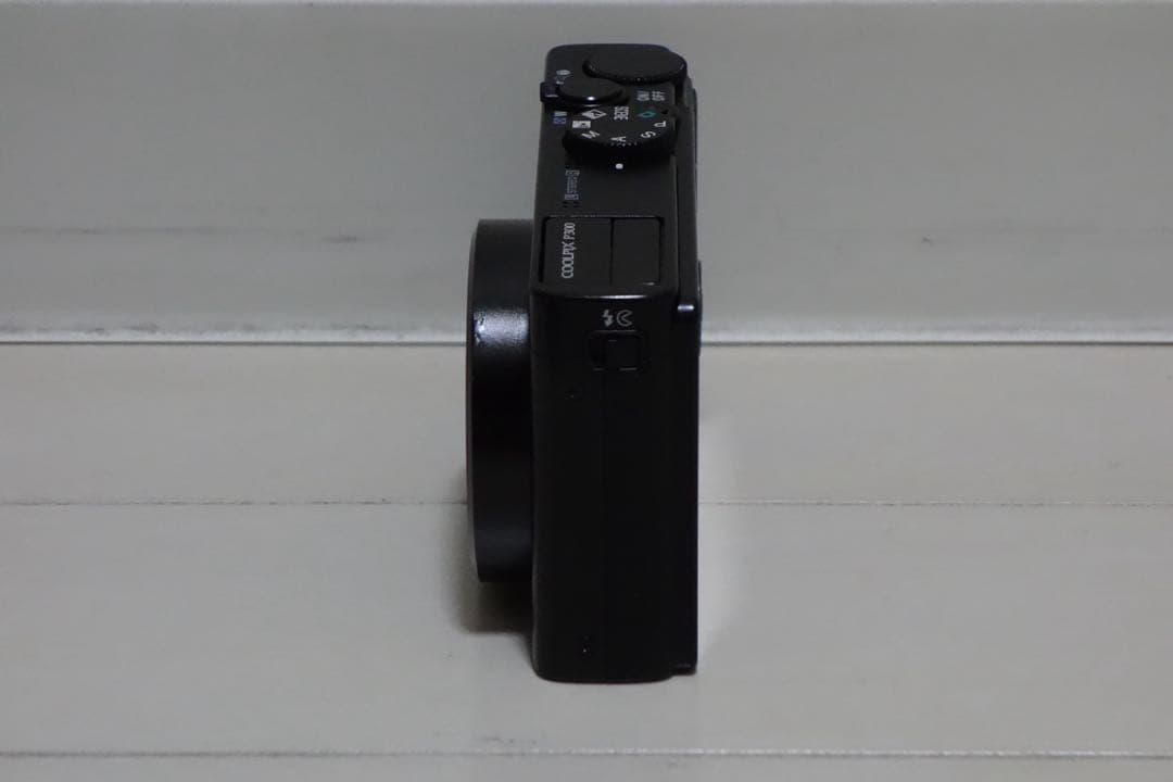 動作しました 高級 オールドコンデジ COOLPIX P300 Nikon