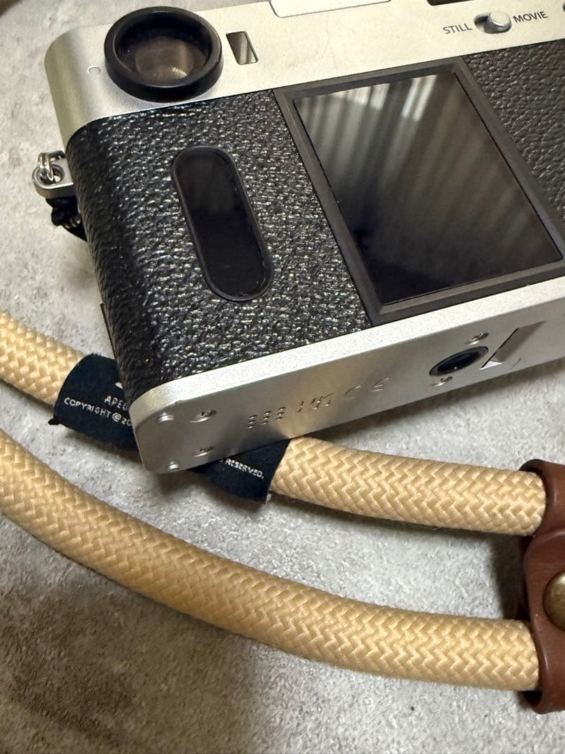 Fujifilm X-HALF シルバー ストラップつき 最終値下げ