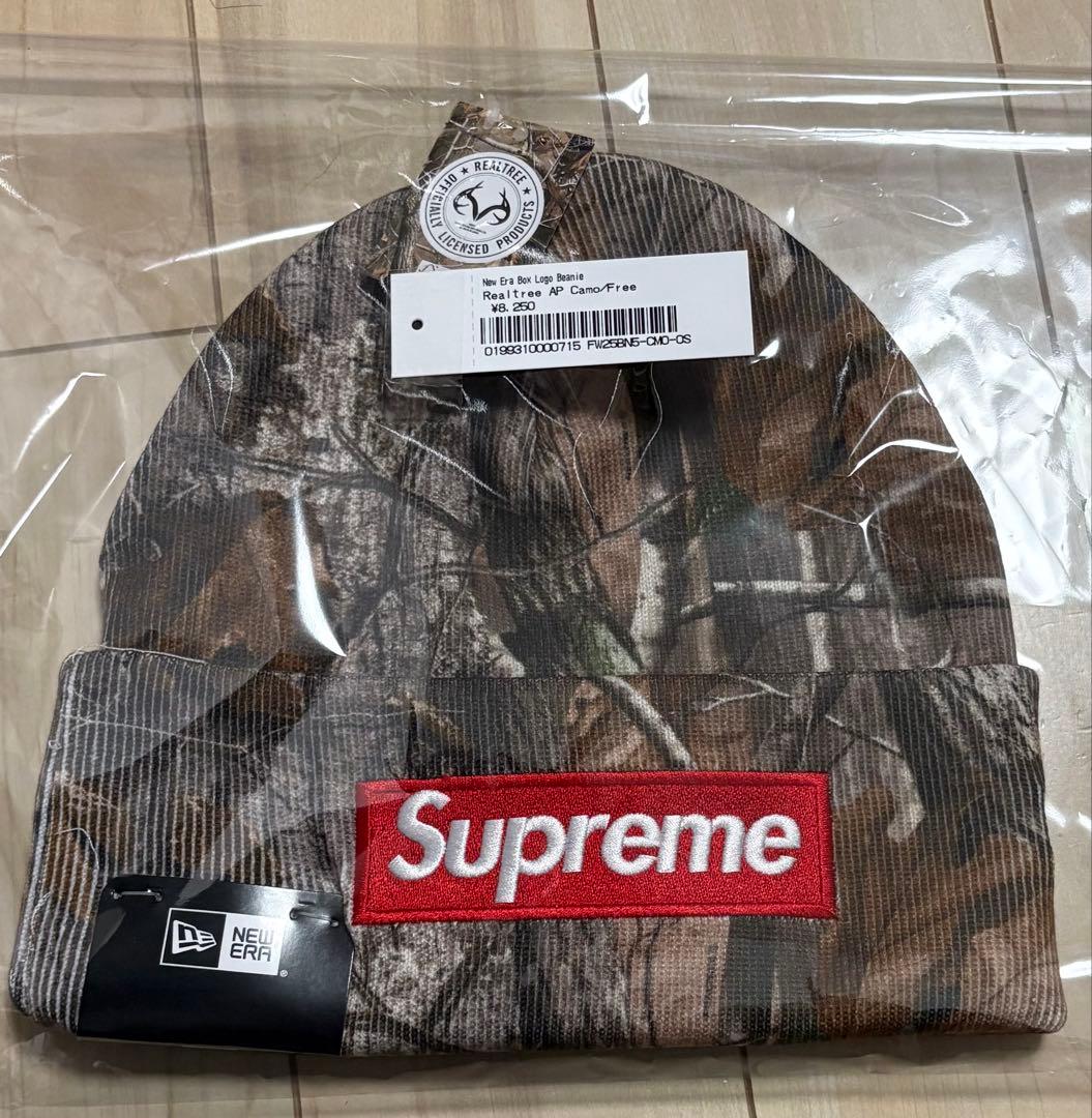 Supreme × New Era Box Logo Beanie