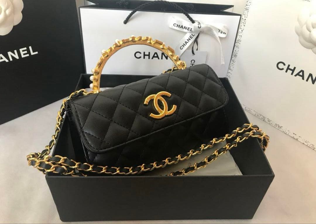 CHANEL シャネル VIP 非売品ショルダーバッグ ラスト！ 早い者勝ち！⭐️