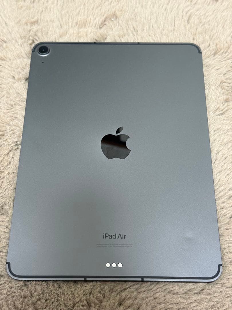 iPad Air 第5世代　セルラーモデル