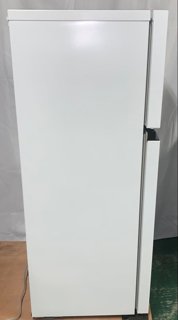 11h35. Hisense 120L 冷蔵庫 HR-B1202 2021年製