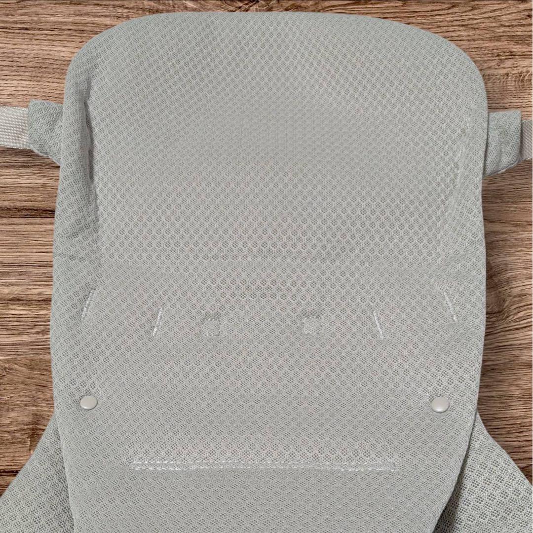 ✨美品✨ エアバギー　Airbuggy ベビーキャリア　抱っこ紐　よだれカバー付