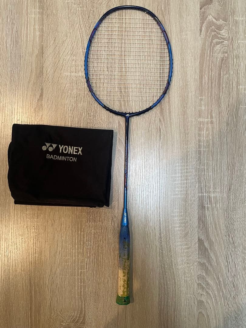 ヨネックス　YONEXのナノレイ900 3UG5