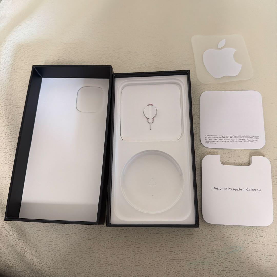 Apple iPhone 12pro 本体 シルバー 箱付き