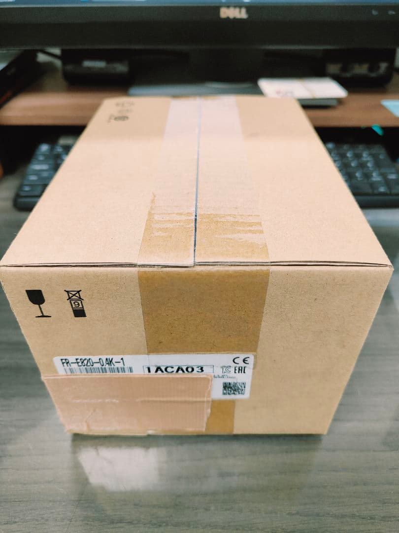 【新品未開封】2023年5月製 三菱インバータ FR-E820-0.4K-1