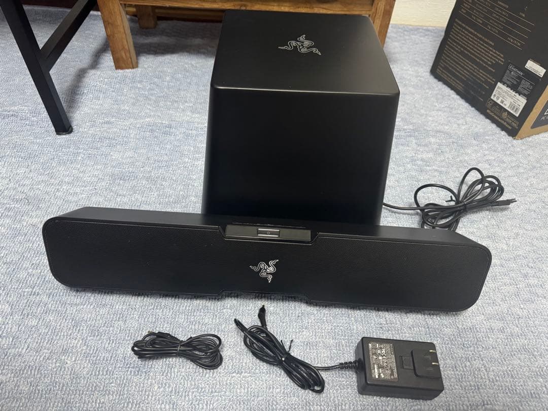 Razer Leviathan ゲーミングサウンドバー + サブウーファー