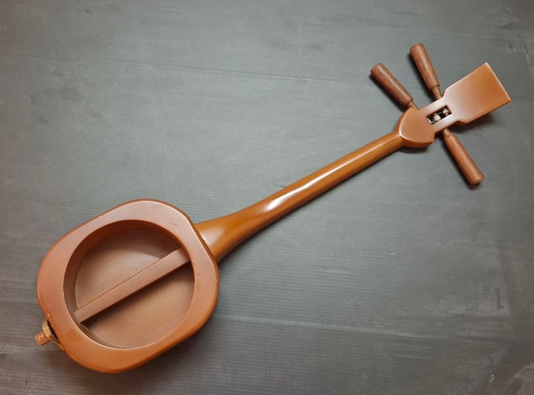 な*べ様 ASOVIVA(アソビバ)ナチュラルウッド三線ＭＩＮＩ★沖縄/インテリ