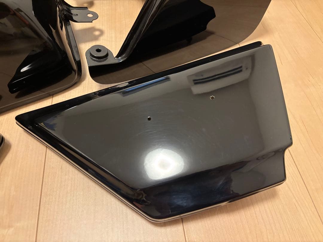 Z400FX 純正品　塗装後未使用外装セット　タンク　サイドカバー　テールカウル