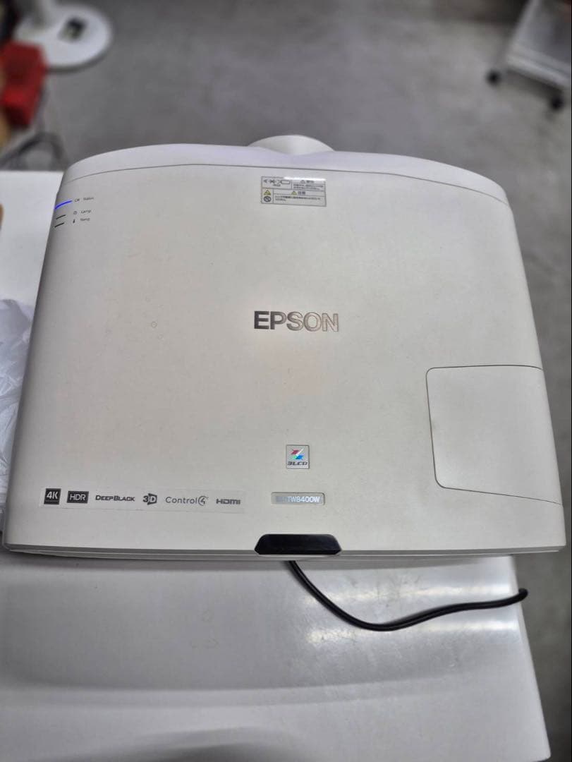 EPSON 家庭用プロジェクター EH-TW8400W