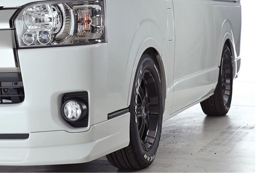 200系ハイエース オーバーフェンダー　ナロー　ワイド　070