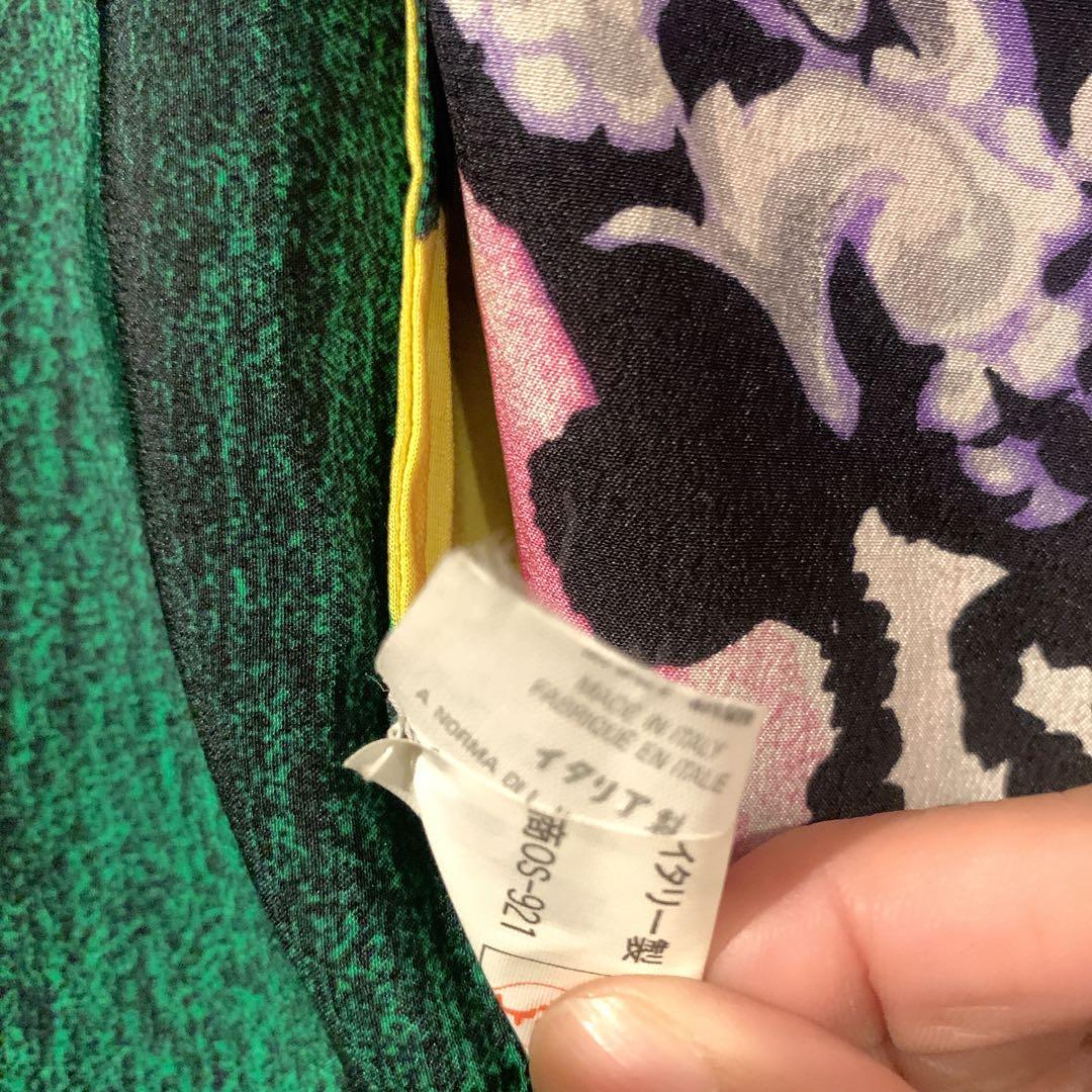 GIANNI VERSACE　ジャンニヴェルサーチ　シルクジャケット　40 ロゴ