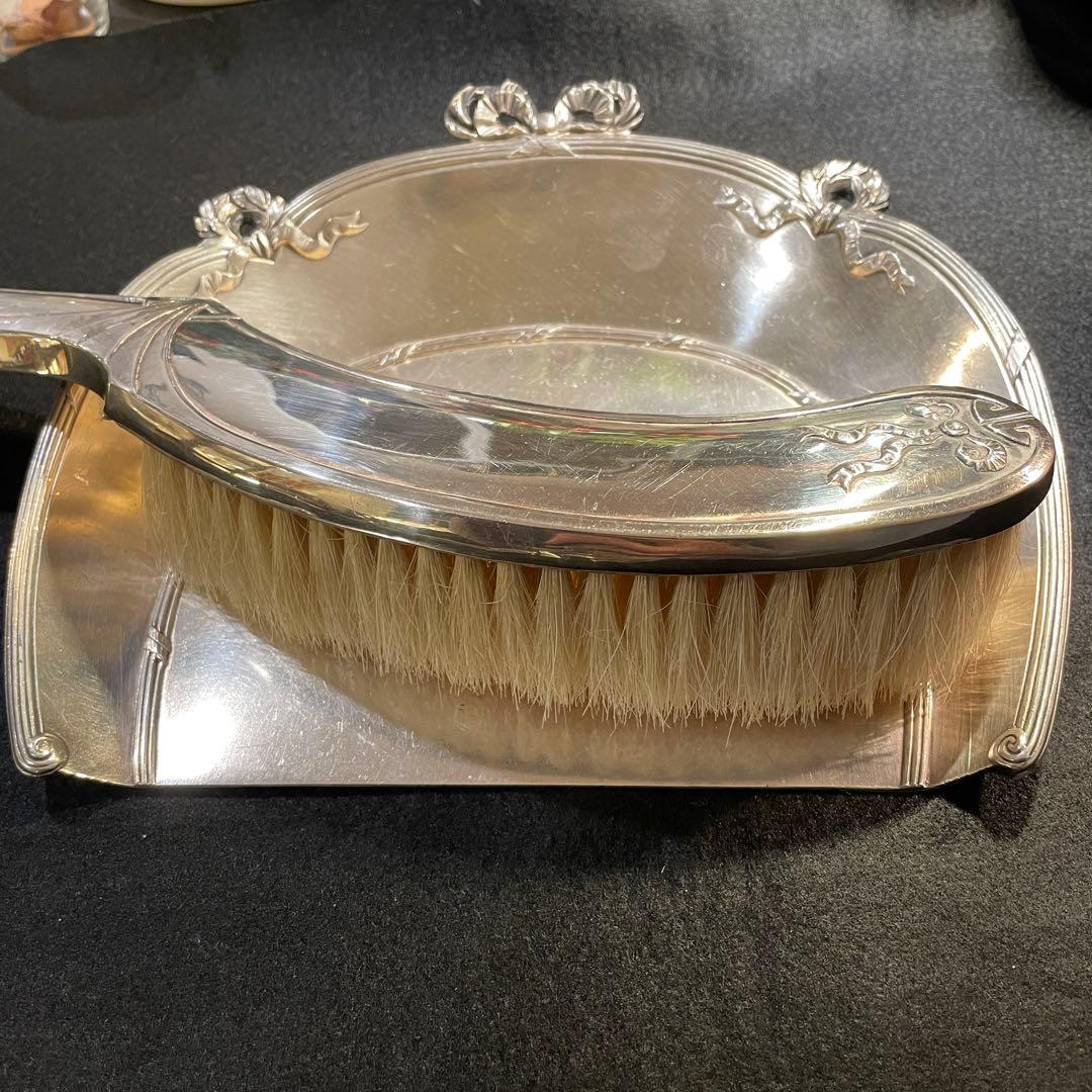 アンティーク シルバープレート ブラシとちり取り ダストパン 卓上用 リボン装飾