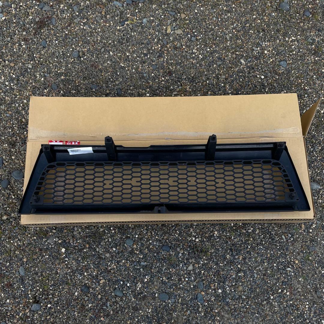 TOYOTA ハイラックスサーフ185系 TOYOTAフロントグリル