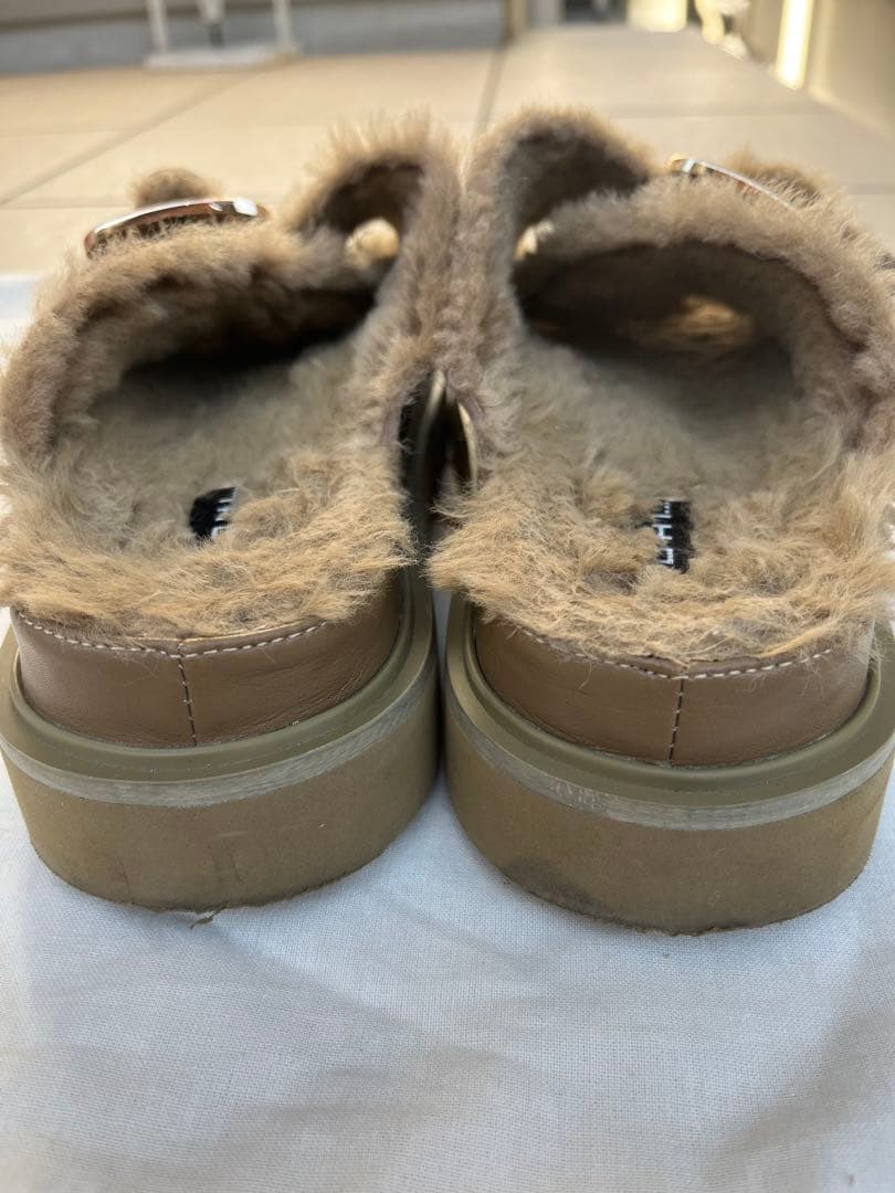 【a_you】MOHI バックル付きファーサンダル Noble