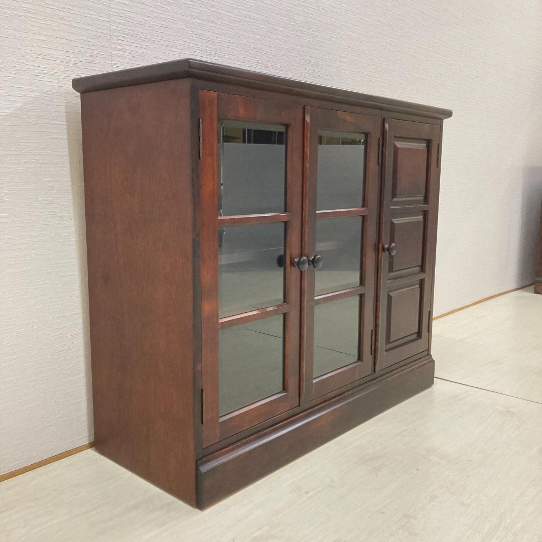 和光　北海道　民芸　キャビネット　サイドボード　椛材　カバ