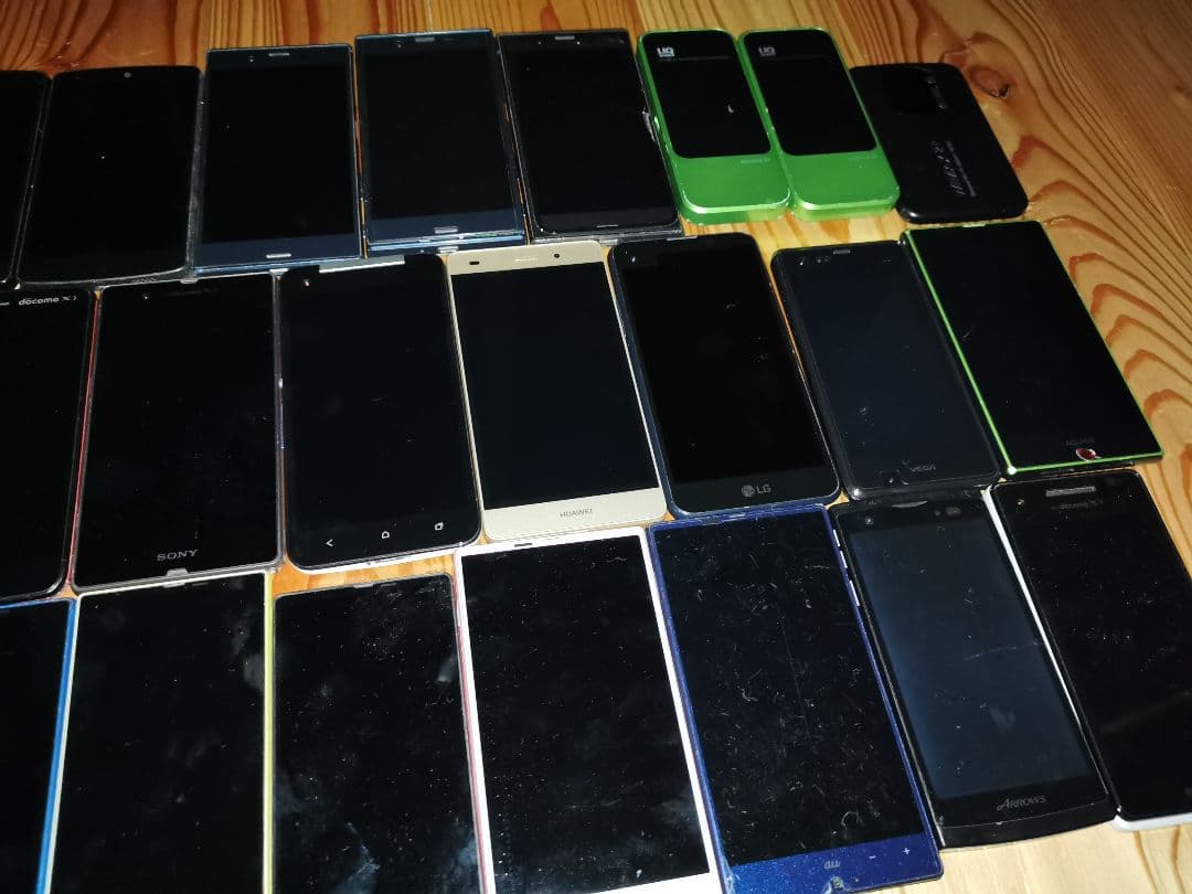 スマートフォン　動作確認済みのiPhone含む　27個まとめ売り+おまけ3個