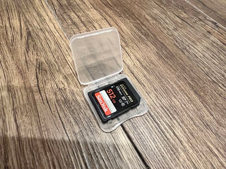【セール中 早い者勝ち‼︎】SanDisk ExtremePRO 512GB SD