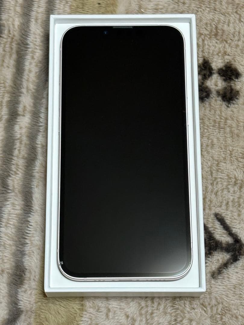iPhone13 ピンク
