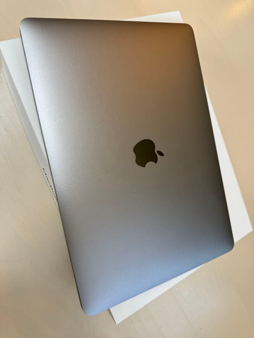 MacBook本体 MacBookAir M1 256GB