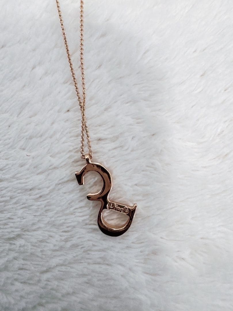 Christian Dior ゴールド ロゴネックレス