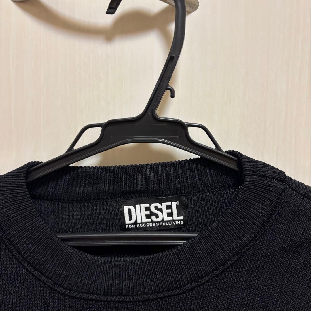 M*マ様 DIESEL ニット メタルロゴ 長袖