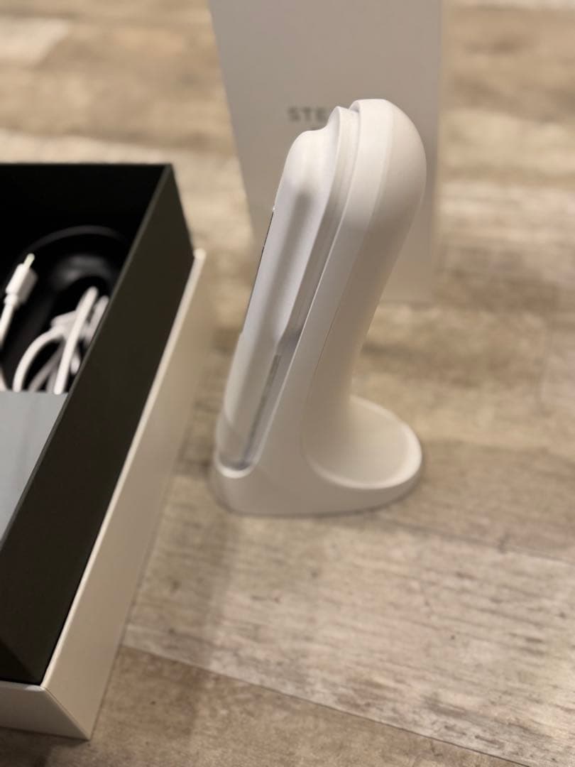 STELLA BEAUTE レーザー&EMS リフトブラシ PRO