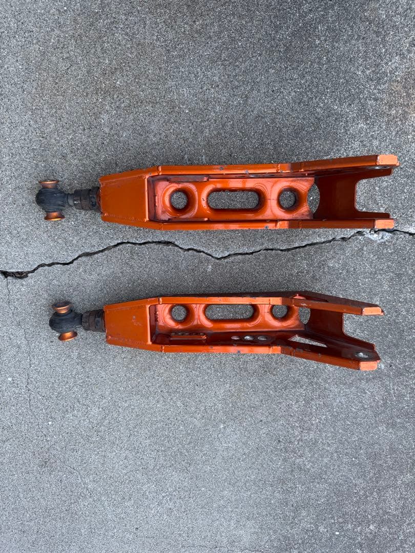 T-DEMAND リアロアアーム