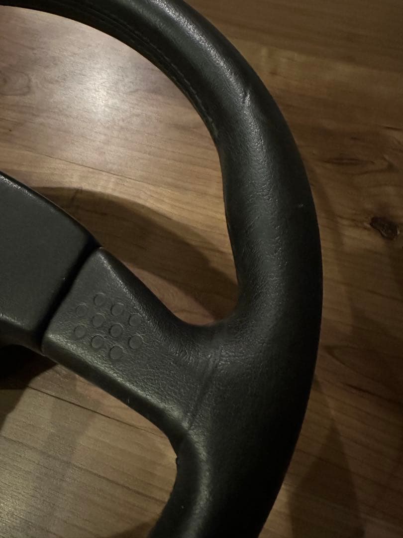 momo ステアリング 3スポーク 黒