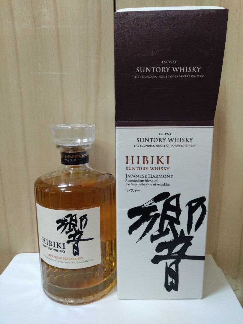 サントリー 響 JapaneseHarmony 700ml