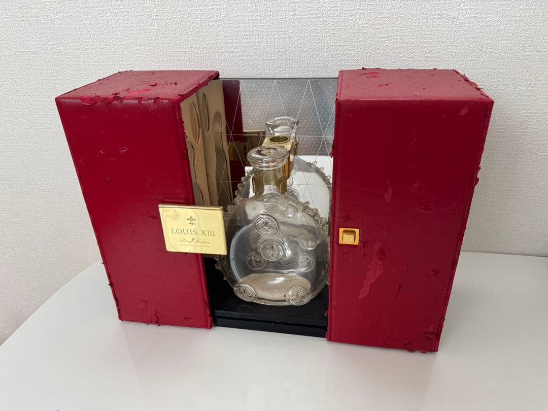 LOUIS XIII ルイ13世　Rémy Martin 空瓶　ボックス付き