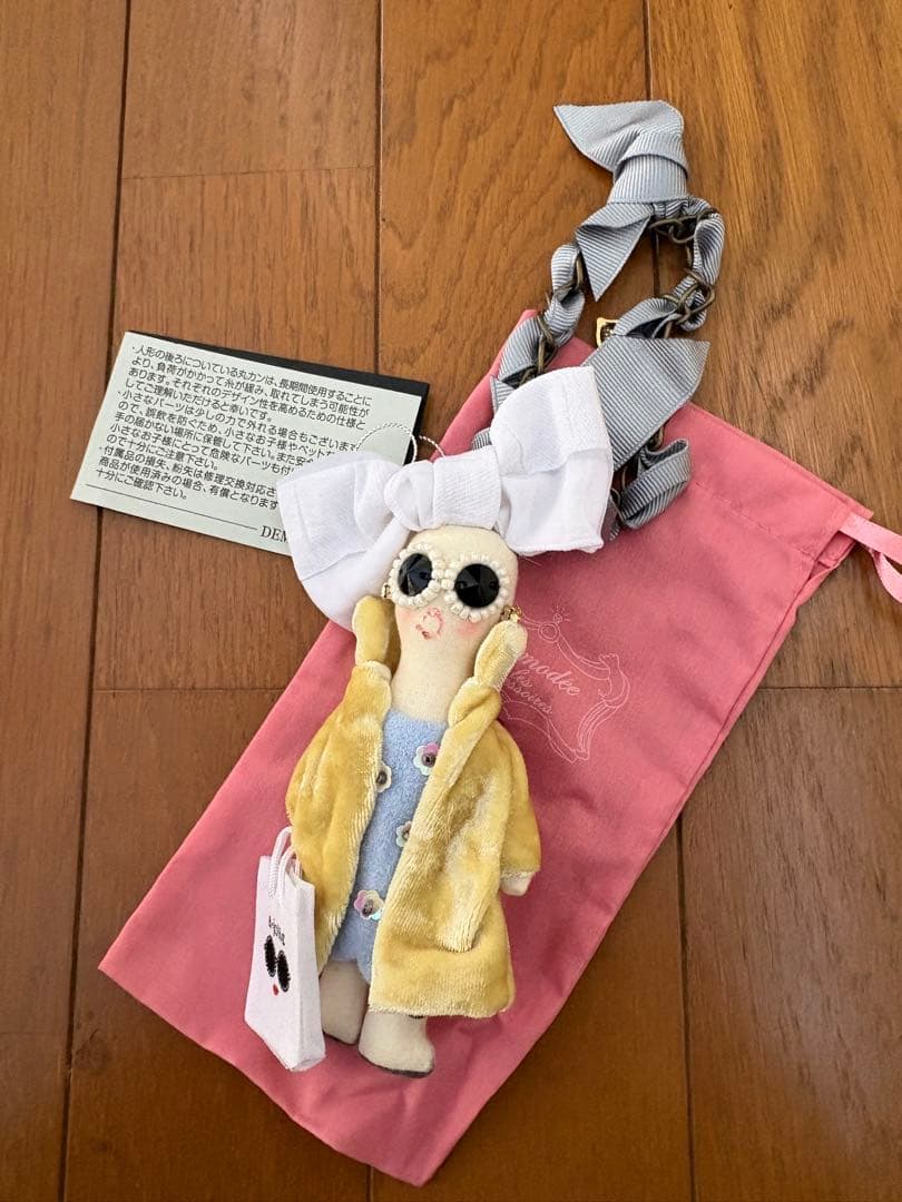 アジョリーコラボ　DEMODEE デモデチャーム