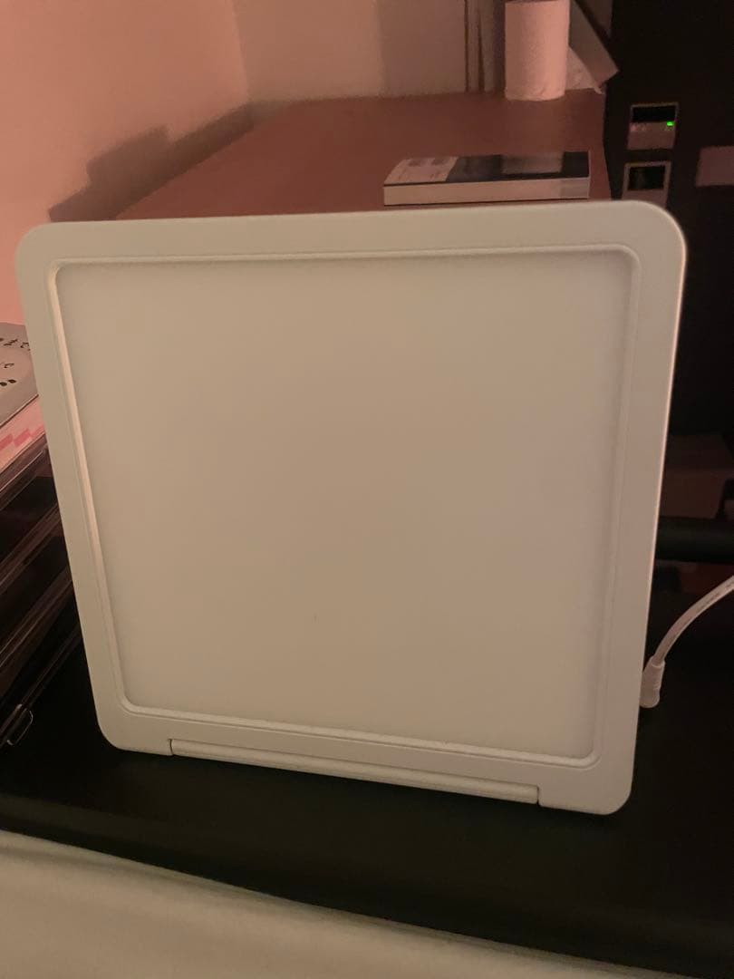 【美品】moonmoon トトノエライト 光 目覚まし時計 サンライズライト