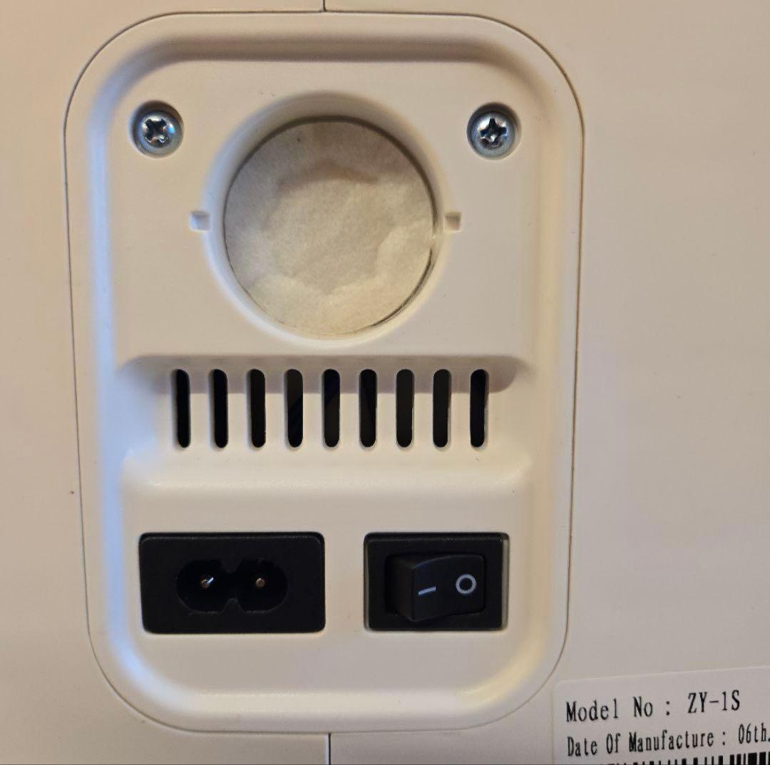 【未使用品】非医療用　酸素濃縮器　家庭用酸素発生吸入器　ZY-1S